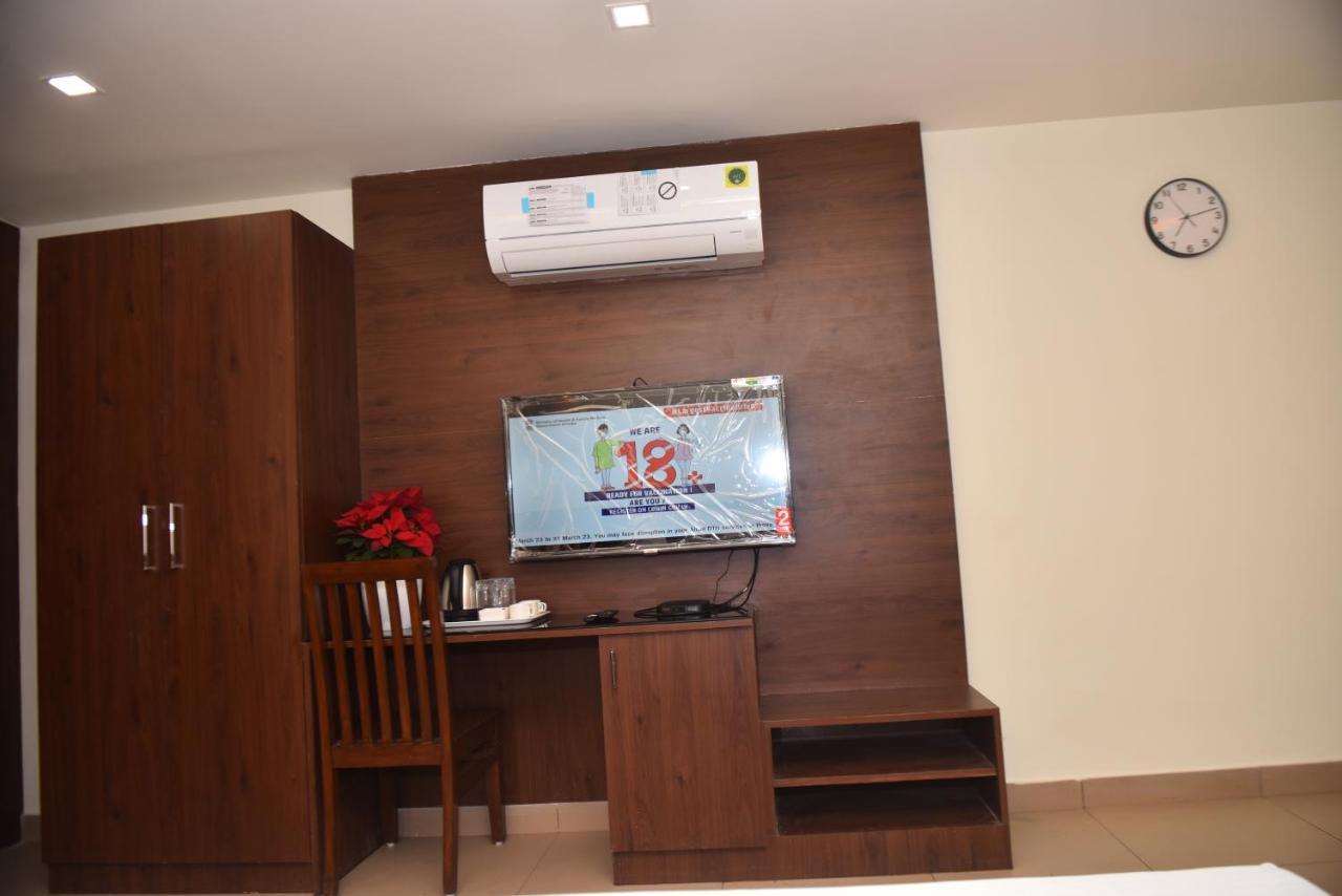 M R Residency Dharwad. Lägenhet Exteriör bild