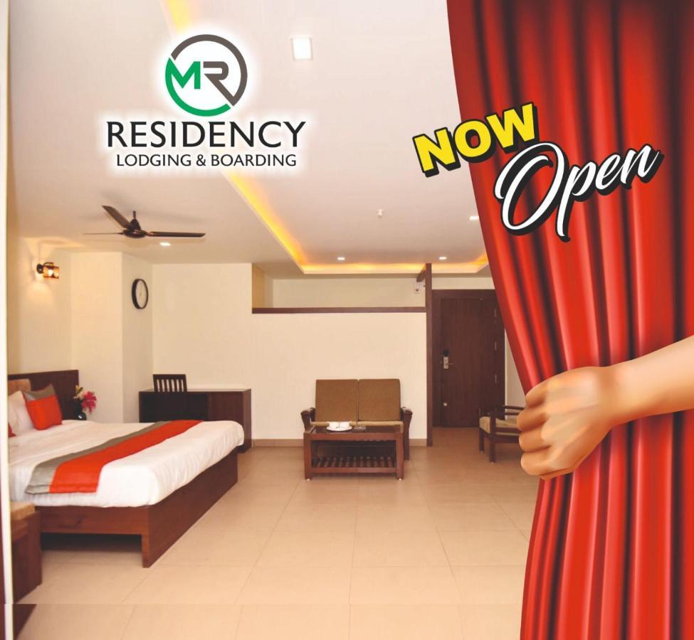 M R Residency Dharwad. Lägenhet Exteriör bild